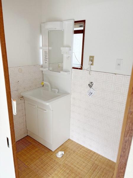 和泉市小田町2丁目　中古戸建