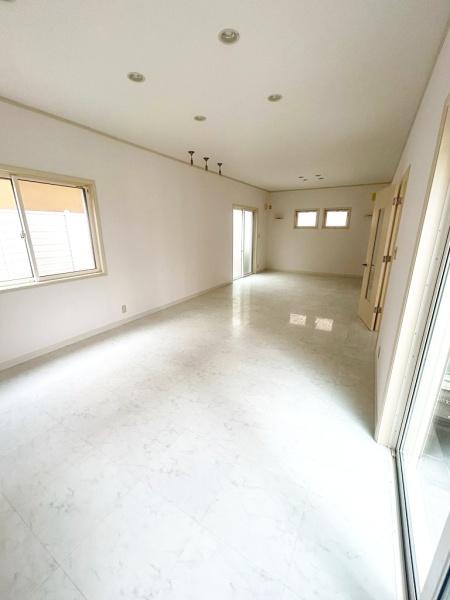 泉南郡熊取町つばさが丘西１丁目の中古一戸建て