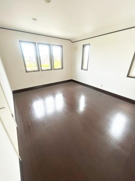 泉南郡熊取町つばさが丘西１丁目の中古一戸建て