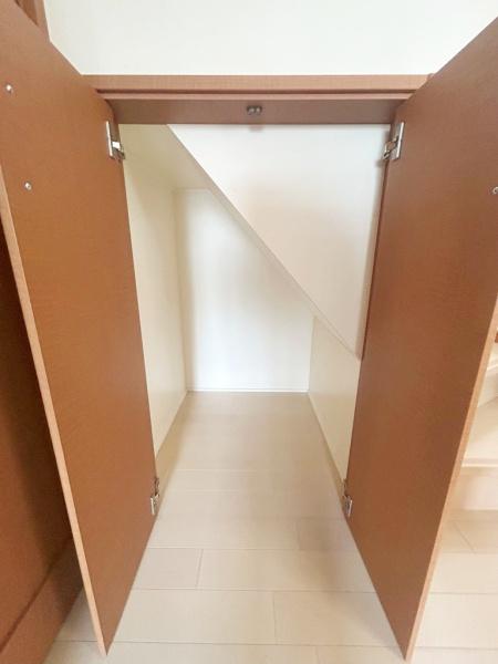 泉佐野市市場東１丁目の中古一戸建て
