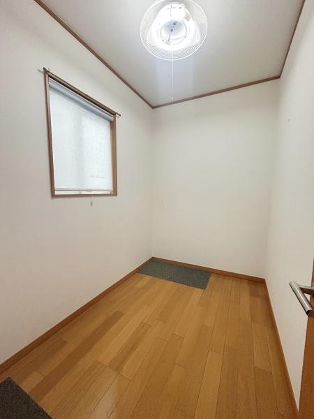 泉佐野市南中安松の中古一戸建て