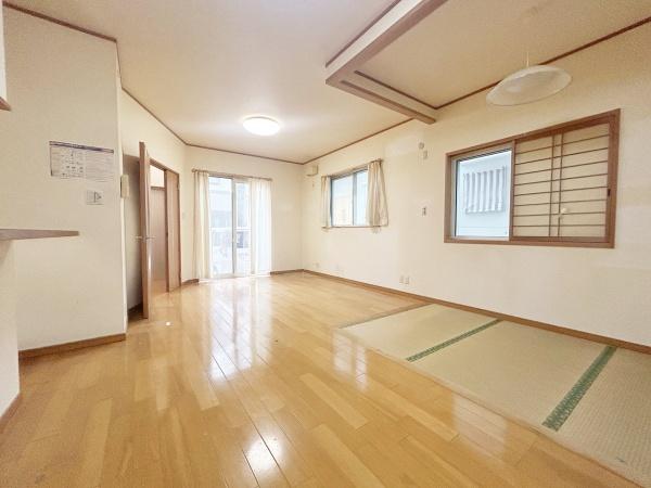 泉佐野市南中安松の中古一戸建て