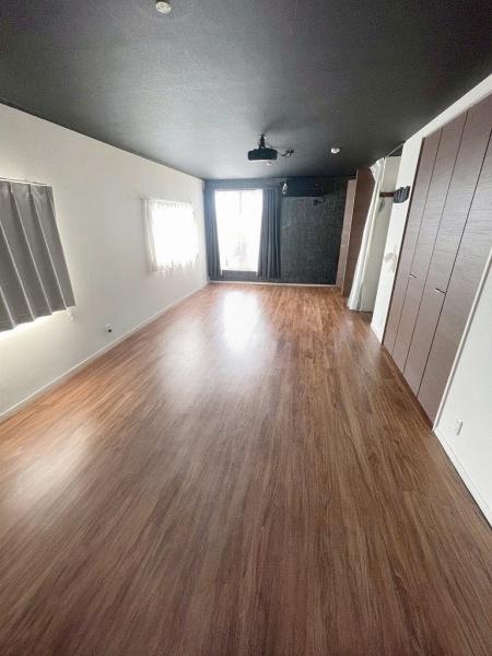 和泉市尾井町１丁目の中古一戸建て