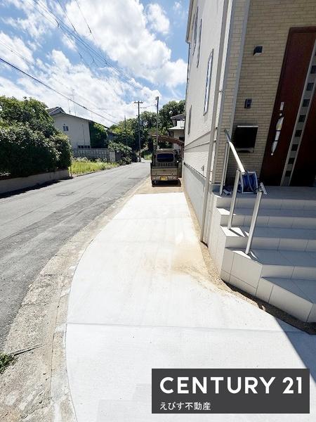 岸和田市上松町　２号棟　新築戸建