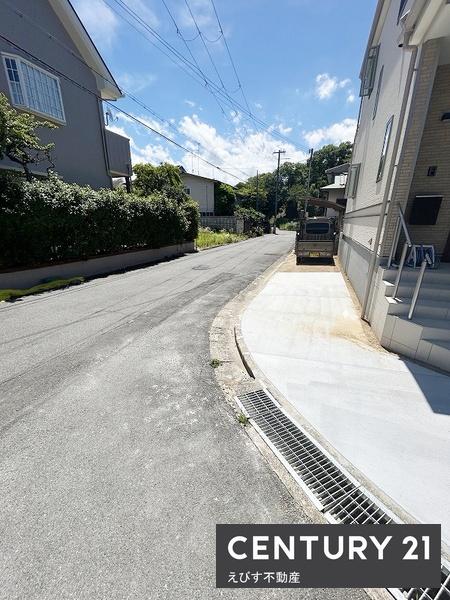 岸和田市上松町　２号棟　新築戸建