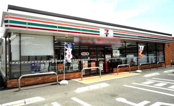ファミールアクシス泉佐野(セブンイレブン泉佐野高松東店)