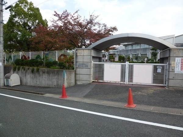 河内長野市美加の台6丁目の中古一戸建て(河内長野市立美加の台小学校)