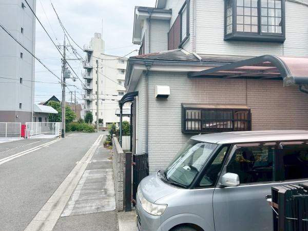 岸和田市小松里町　中古戸建