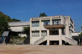 岸和田市河合町の中古一戸建て(岸和田市立東葛城小学校)