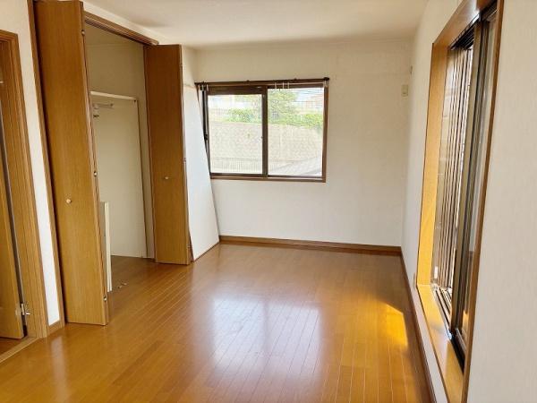 和泉市三林町の中古一戸建て