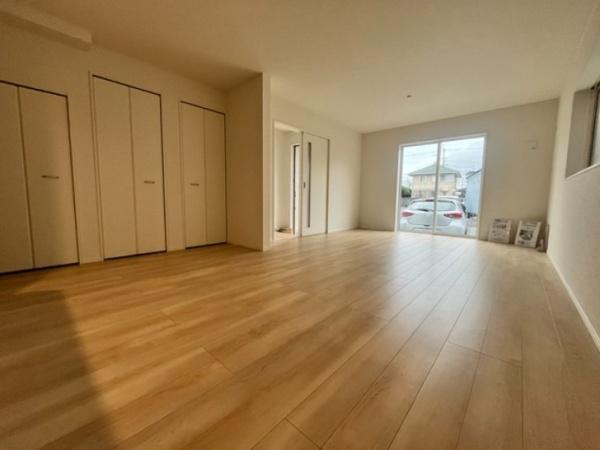 泉佐野市俵屋第１期３号棟　新築戸建