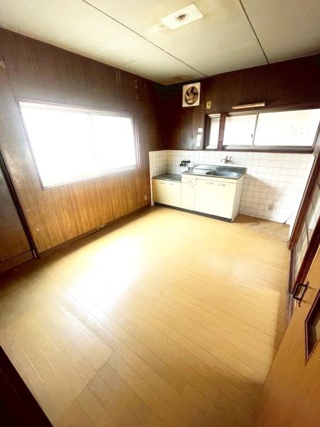 岸和田市春木本町　中古戸建