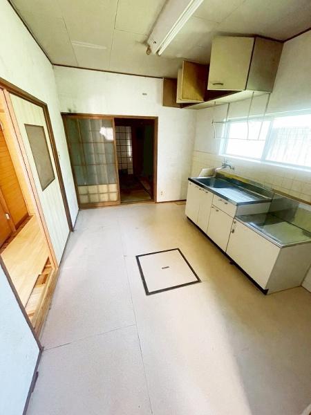 岸和田市八阪町１丁目の中古一戸建て