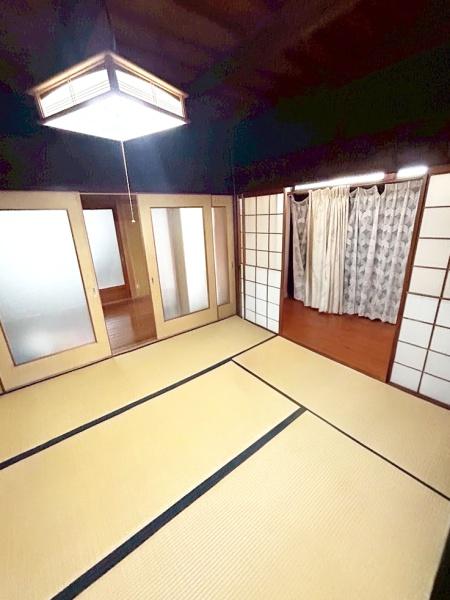 泉佐野市南中安松の中古一戸建て