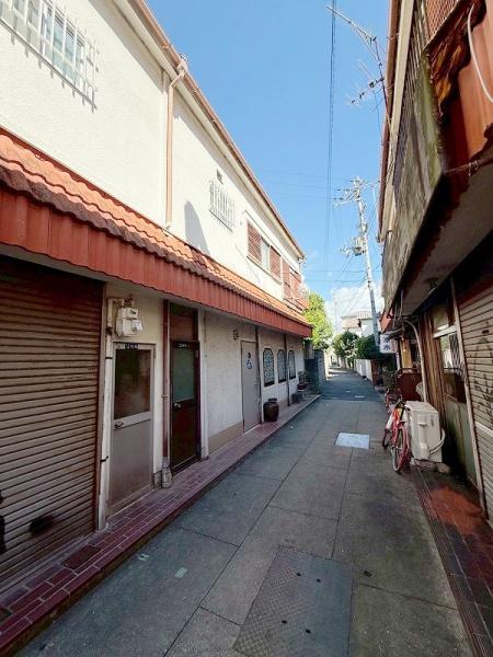 貝塚市海塚１丁目　店舗付きテラスハウス