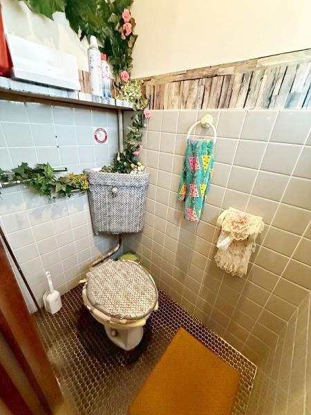 貝塚市海塚１丁目　店舗付きテラスハウス