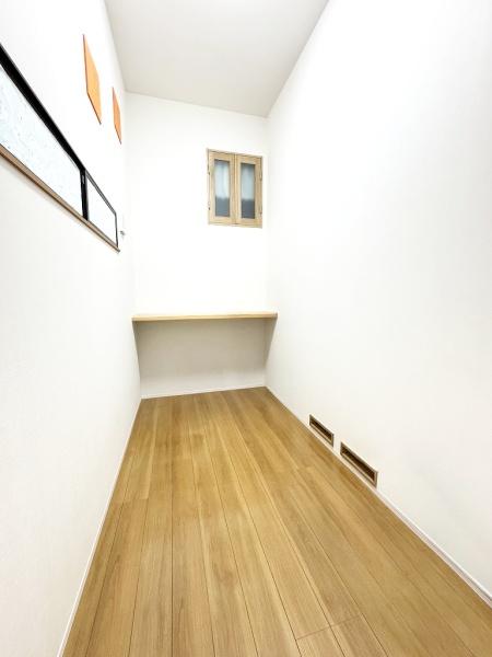 泉北郡忠岡町高月北1丁目の中古一戸建て(洋室)