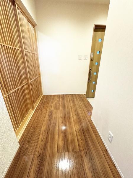 泉北郡忠岡町高月北1丁目の中古一戸建て(玄関)