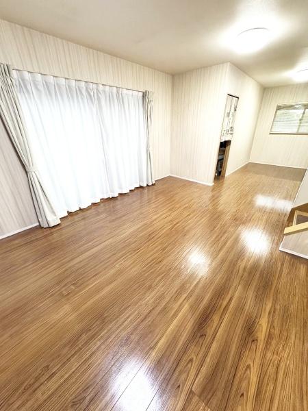 泉北郡忠岡町高月北1丁目の中古一戸建て(リビング)