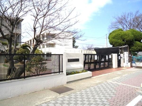 ライオンズマンション泉北忠岡(忠岡町立東忠岡小学校)