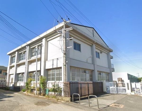 岸和田市岡山町の土地(岸和田市立山直中学校)