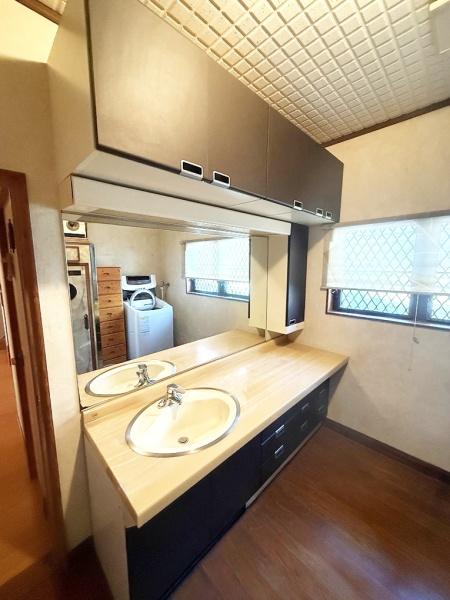 和泉市光明台２丁目の中古一戸建て