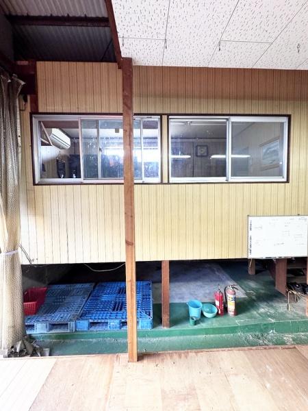 泉北郡忠岡町北出３丁目　倉庫