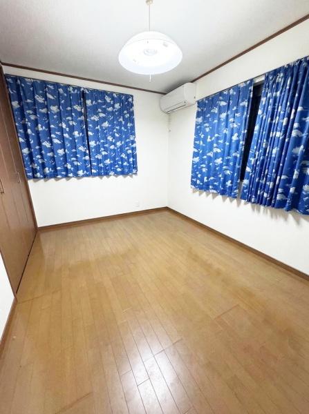 岸和田市三田町の中古一戸建て
