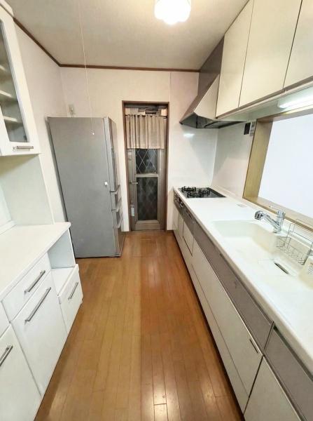 岸和田市三田町　中古戸建