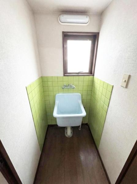 泉佐野市上之郷　住居付き倉庫・工場