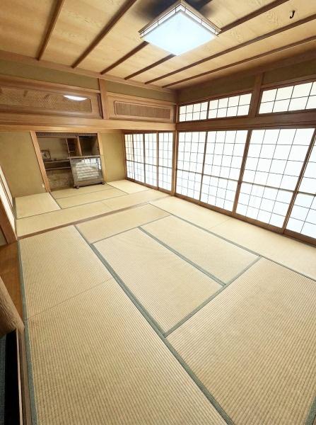 和泉市唐国町３丁目の中古一戸建て