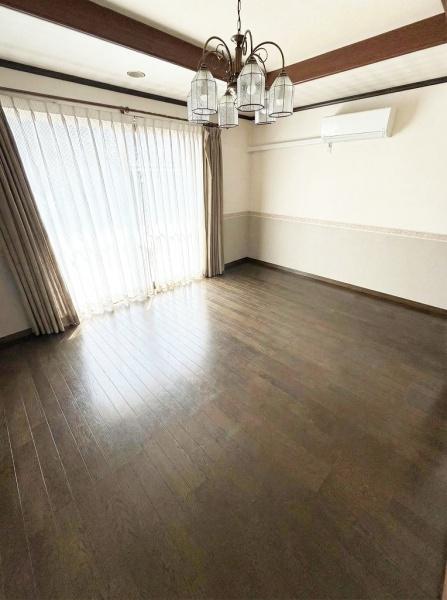 和泉市唐国町３丁目の中古一戸建て