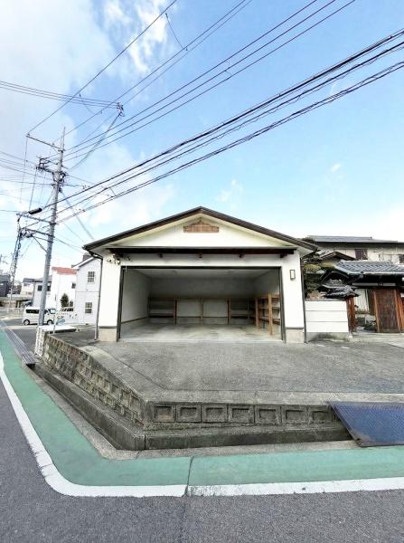 和泉市唐国町３丁目の中古一戸建て