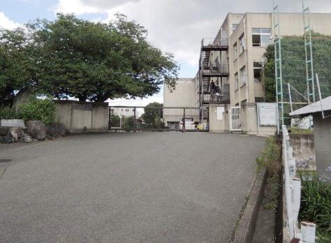 羽曳野市はびきの２丁目の中古一戸建て(羽曳野市立河原城中学校)