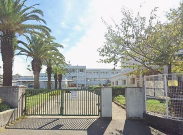 和泉市小田町の中古一戸建て(和泉市立郷荘中学校)