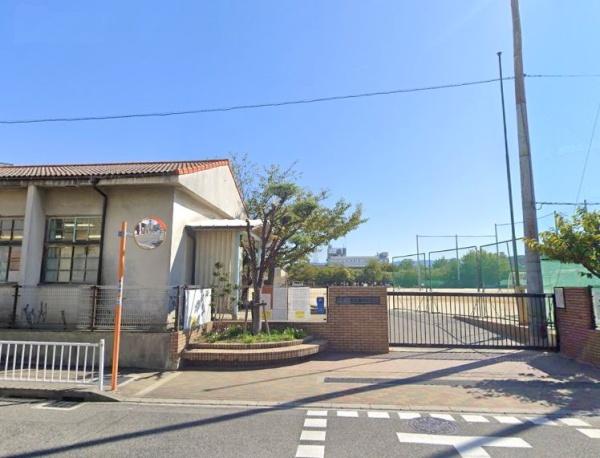 岸和田市中之浜町の中古一戸建て(岸和田市立岸城中学校)