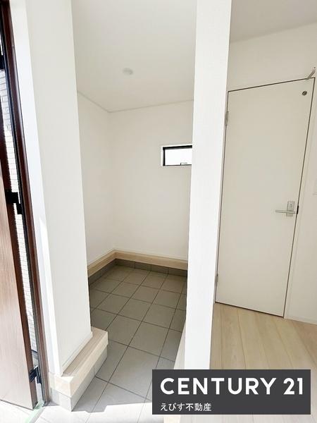 岸和田市岡山町第9　2号棟　新築戸建