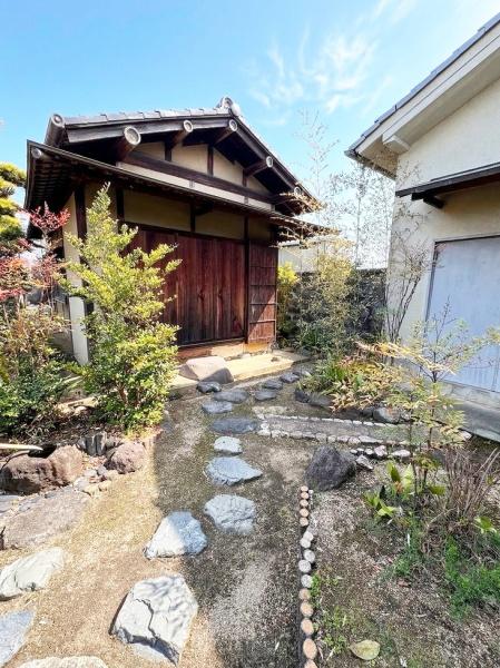 岸和田市神須屋町３丁目の中古一戸建て