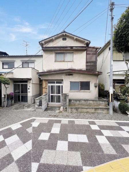 貝塚市半田３丁目　中古戸建