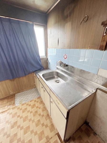 貝塚市半田３丁目　中古戸建