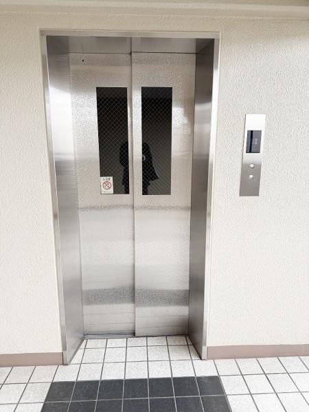 ビバリーヒルズ鶴山台