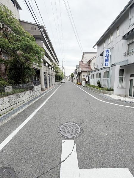 ビバリーヒルズ鶴山台