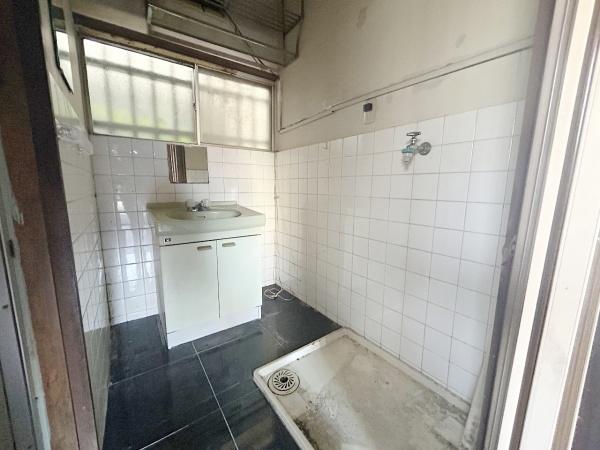 泉佐野市下瓦屋１丁目の中古一戸建て