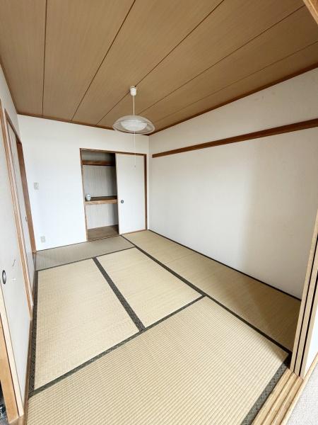 少女の赤い帽子み・な・と泉佐野