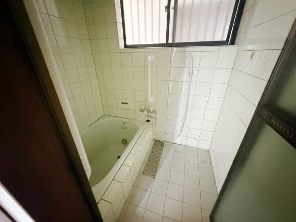 泉佐野市下瓦屋５丁目の中古一戸建て