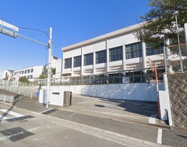 泉南郡熊取町つばさが丘東１丁目の土地(熊取町立熊取南中学校)