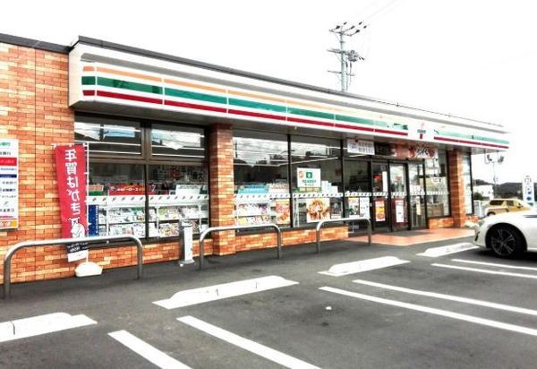 泉南郡熊取町つばさが丘東１丁目の土地(セブンイレブン熊取小谷南店)