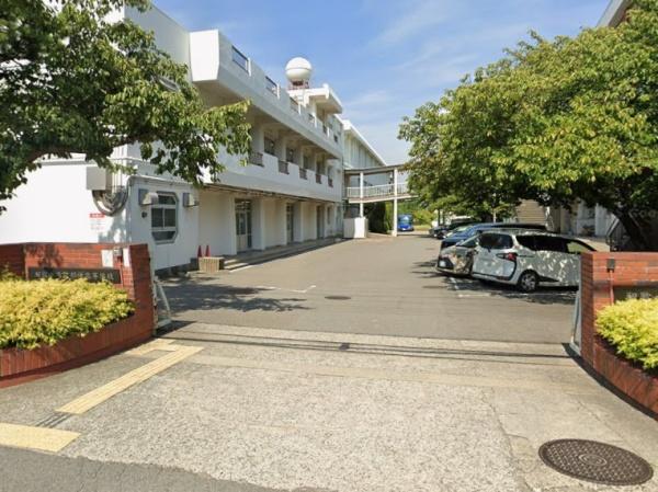 グランドハイツ宇須(和歌山県立桐蔭中学校)