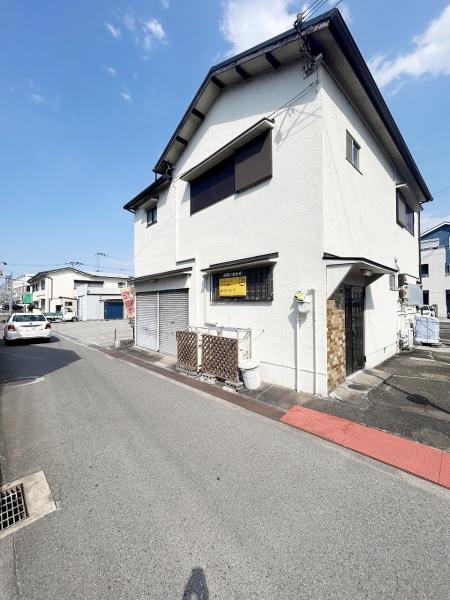 岸和田市岸野町　倉庫付き戸建