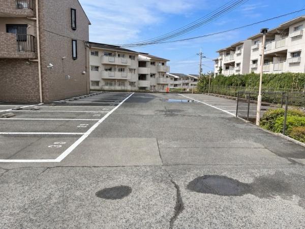 ロイヤルヒルズ泉ヶ丘